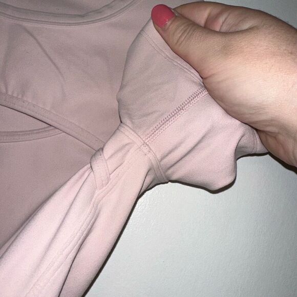 Lululemon Get Centred Short Sleeve Shirt Misty Pink Size 6 EUC - Picture 4 of 10